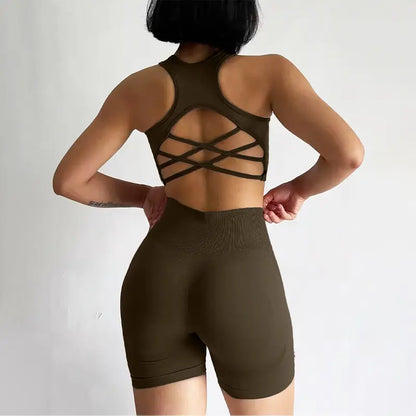 Women's 2-Piece High-Stretch Seamless Yoga Set - Quick-Dry Sports Bra and Shorts for Activewear and Fitness Activities